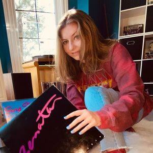 Meet your Posher, Mady